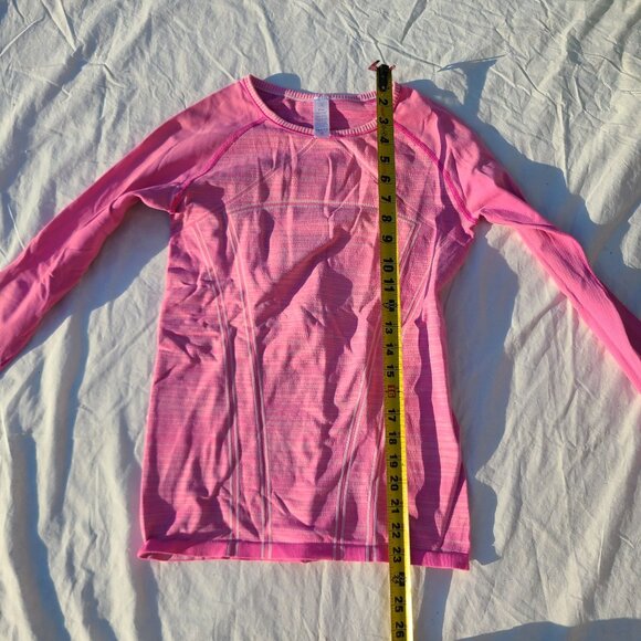 Ivivva Lululemon Swiftly Fly Tech Long Sleeve Shirt - Pink -Girls 14/Women Small - Picture 8 of 14